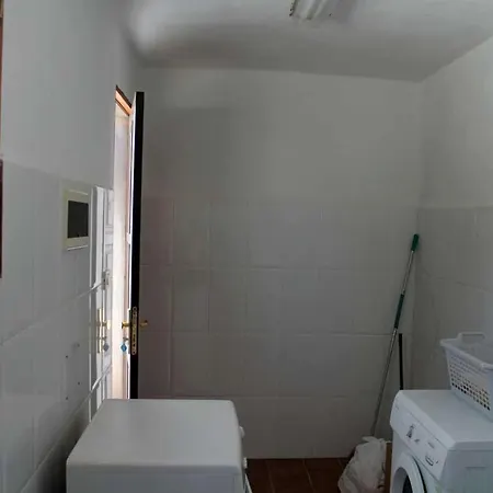 Sleeps 2 Wifi T691490 * Tahiche