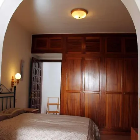 Sleeps 2 Wifi T691490 アパート