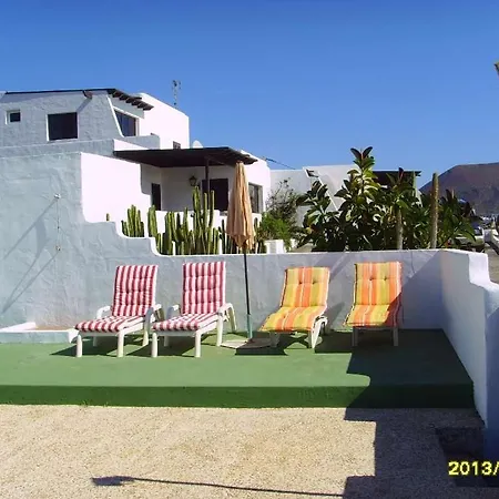 Sleeps 2 Wifi T691490 Tahiche