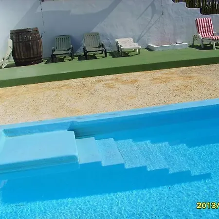 Sleeps 2 Wifi T691490 アパート
