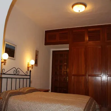 Sleeps 2 Wifi T691490